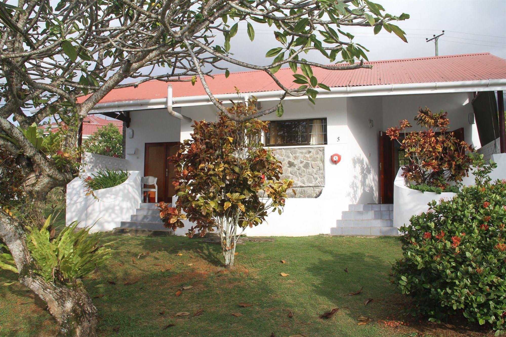 Daniella'S Bungalows Bel Ombre Buitenkant foto